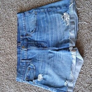 🧚‍♀️Gap Distressed Cuffed Denim Shorts Medium Wash Blue